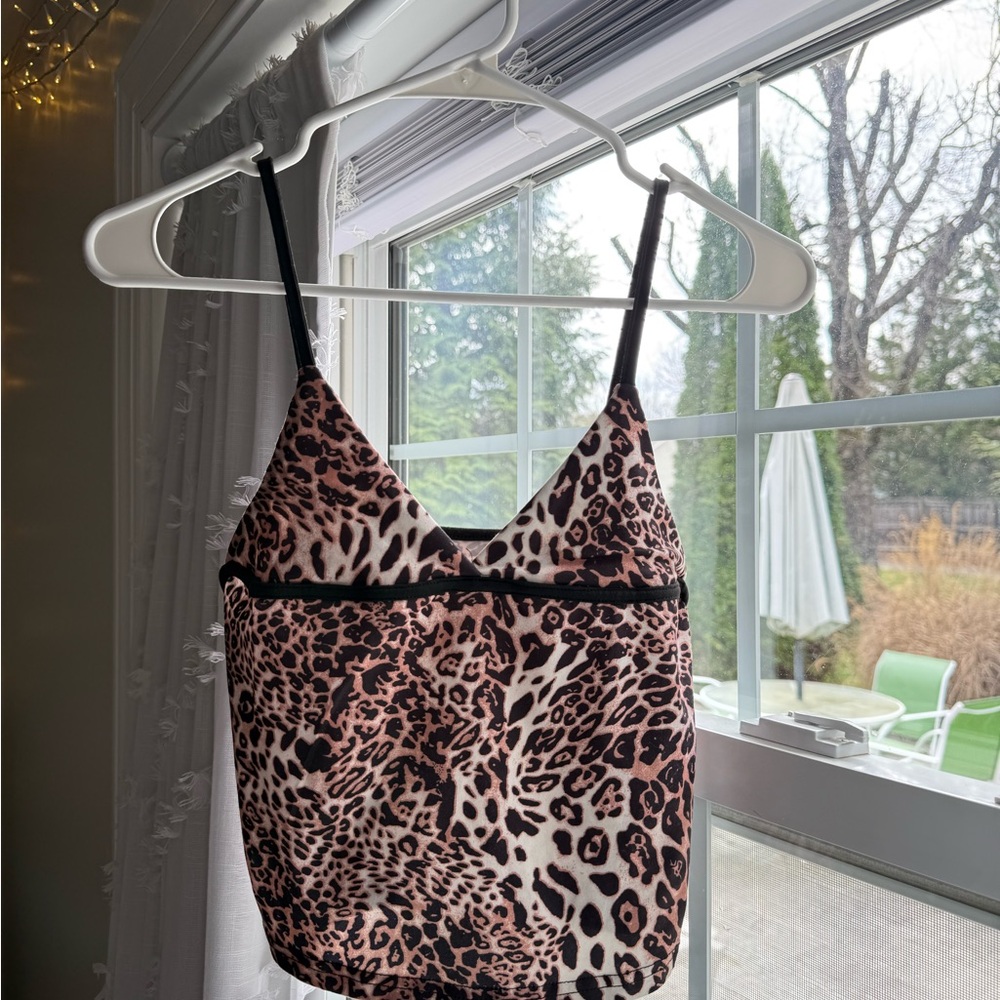 SHEIN Leopard Print Crop Top